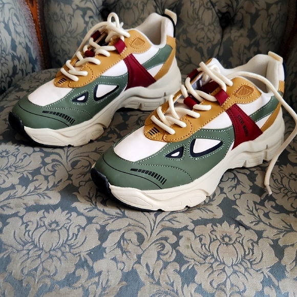 Clydie Steve Madden sneakers